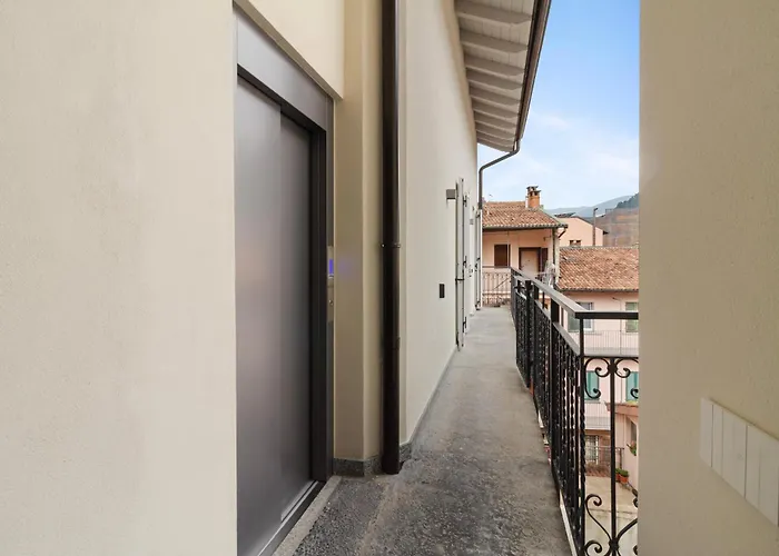 Como City Wall 科莫